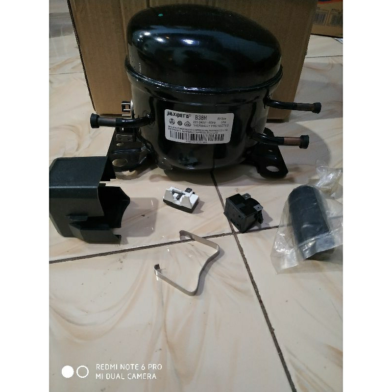 Kompresor kulkas UK 1/8 + R134a JIAXIPERA B38H