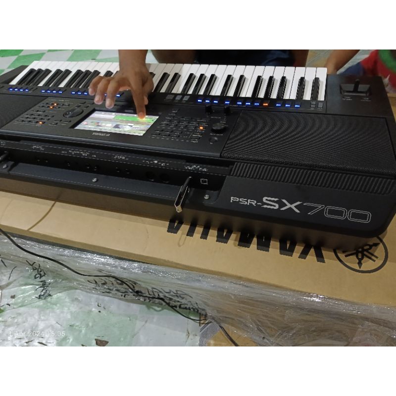 Yamaha PSR-SX700