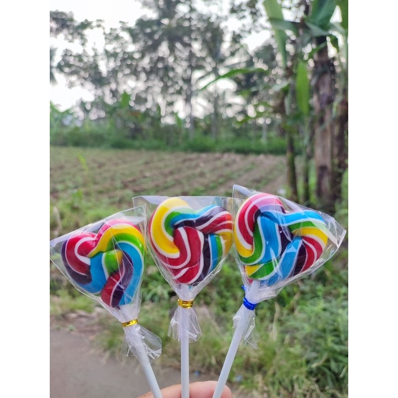 

permen lollipop ukuran 4.5 cm bentuk love kwalitas premium tanpa pita