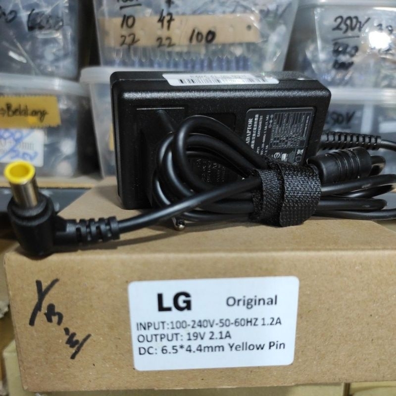 Adaptor 19v 2.1A LG Original