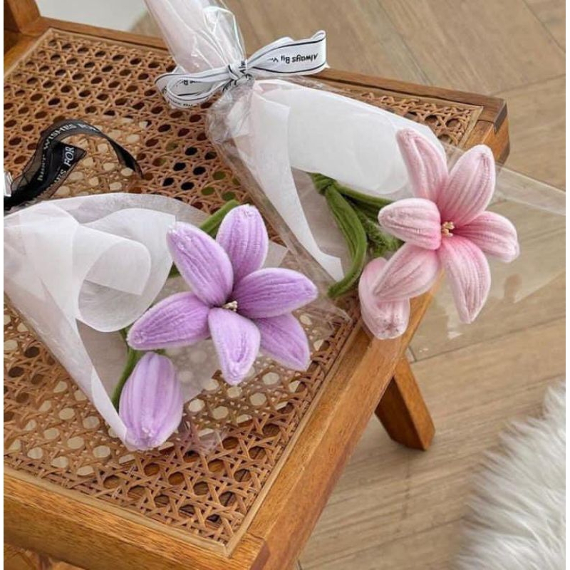 bucket bunga kawat bulu