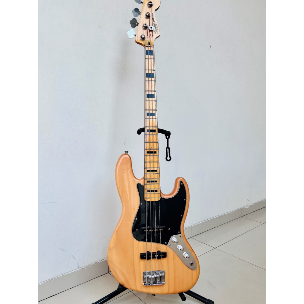 Bass Squier Fender Jazz Bass Vintage Modified 70s tahun 2014