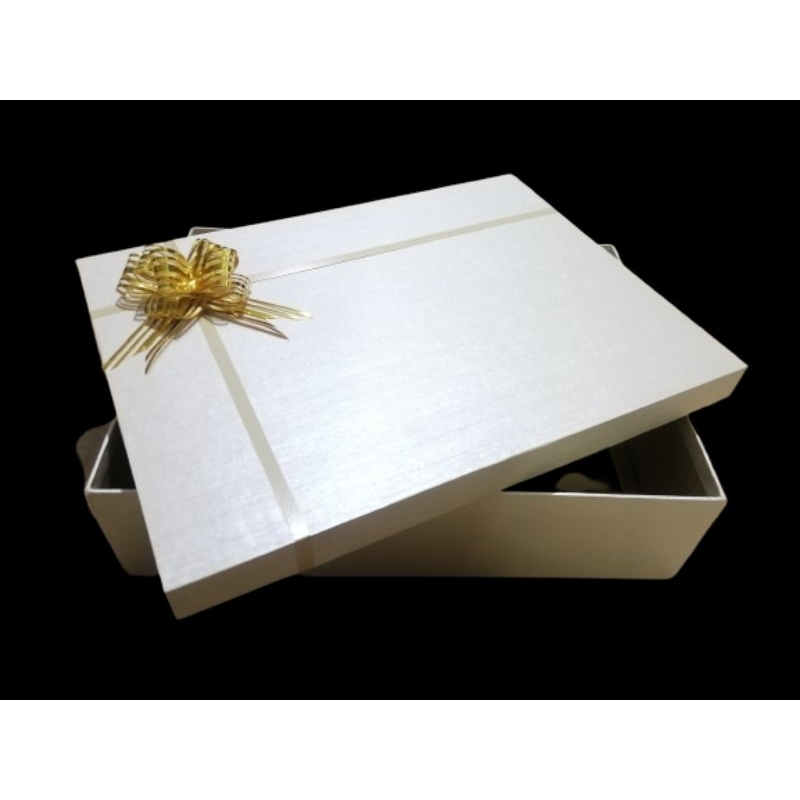 

KOTAK KADO/GIFT BOX