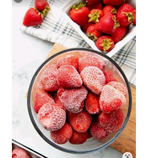 

Stawberry Frozen 1Kg / Buah Strawberry Beku 1000gr / Stawberry 1000gr / Stawberry Siap Makan / Strawberry Lokal / Strawberry Jus 1kg