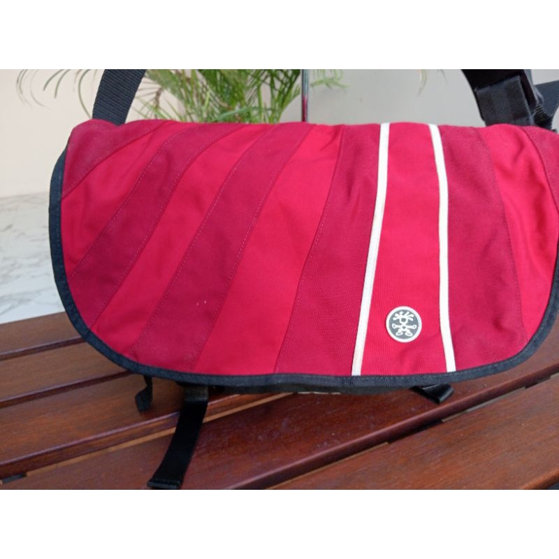 CRUMPLER THE BARNEY RUSTLE  BLANKET