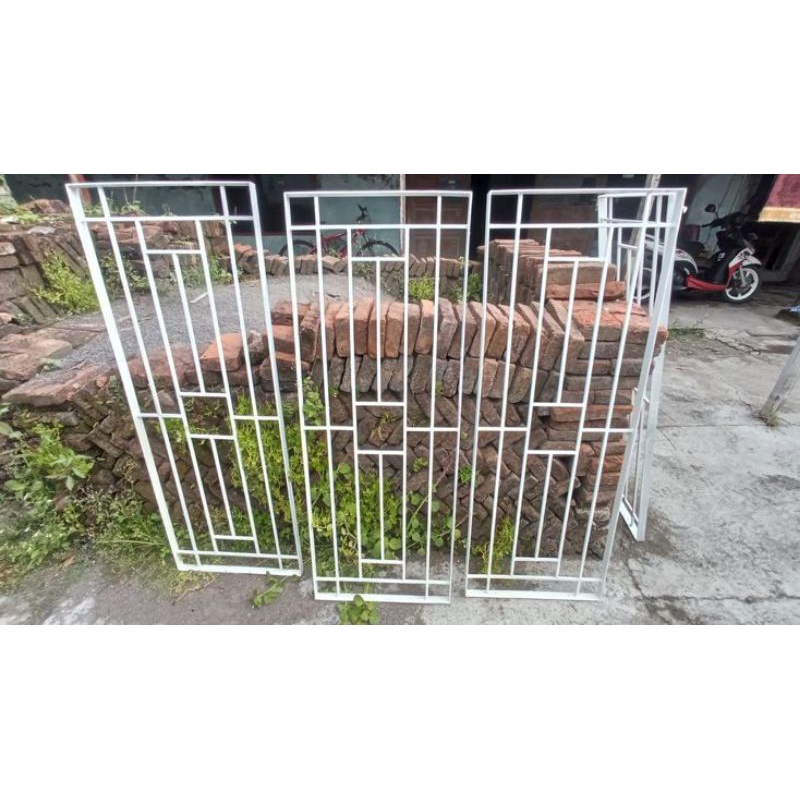 tralis jendela minimalis