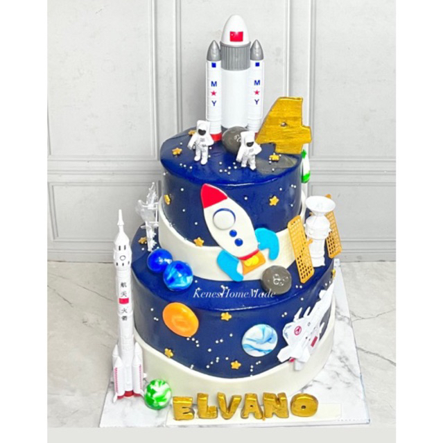 Kue Ulang Tahun Karakter / Cake Ultah Astronot