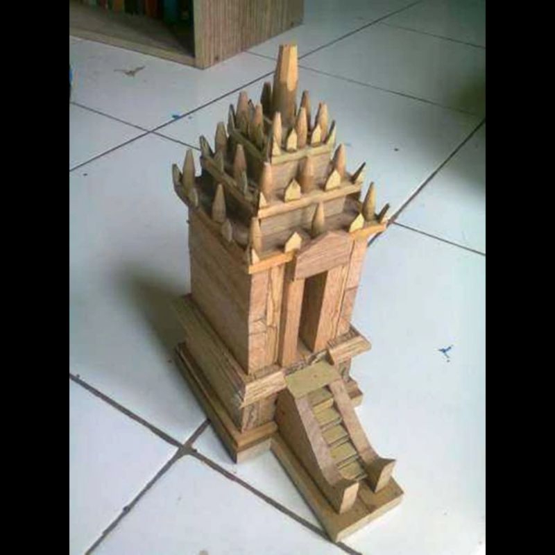 

candi cangkuang kardus 15x15x25 prakarya / kerajinan