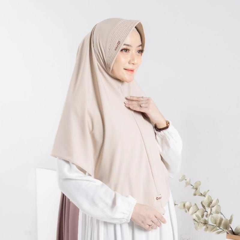 Hijab instant size L, pet busa , hijab daily