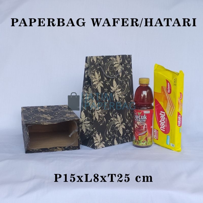 

Paperbag Wafer Hatari Motif Batik 1 Warna Uk 15x8x25 Tas Kertas Paper bag Tas Hajatan Tas Asul Asul