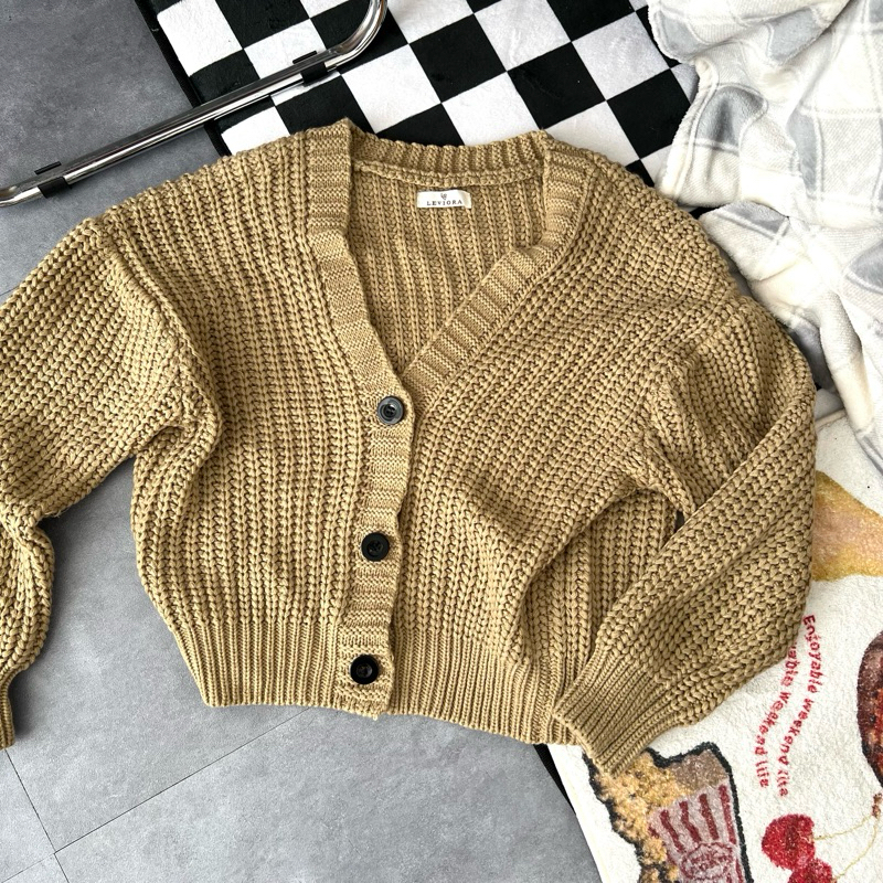 Leviora Cardigan
