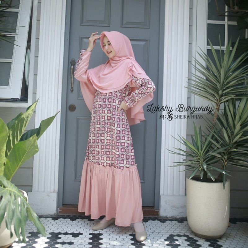 LAKSHY DRESS BY SHEIKA HIJAB