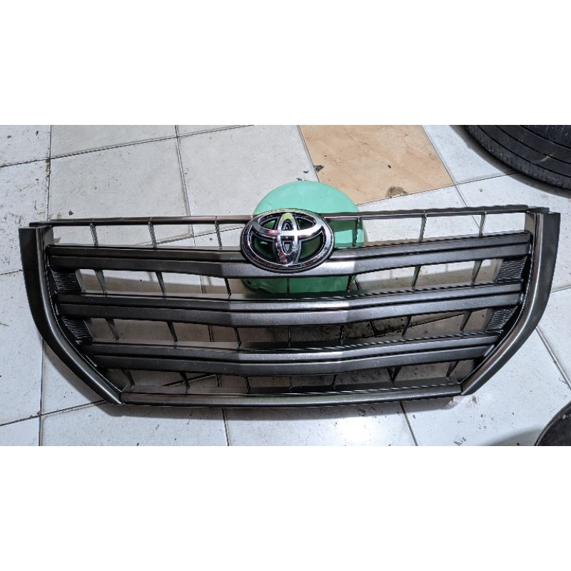 Grill innova barong 2014-2016