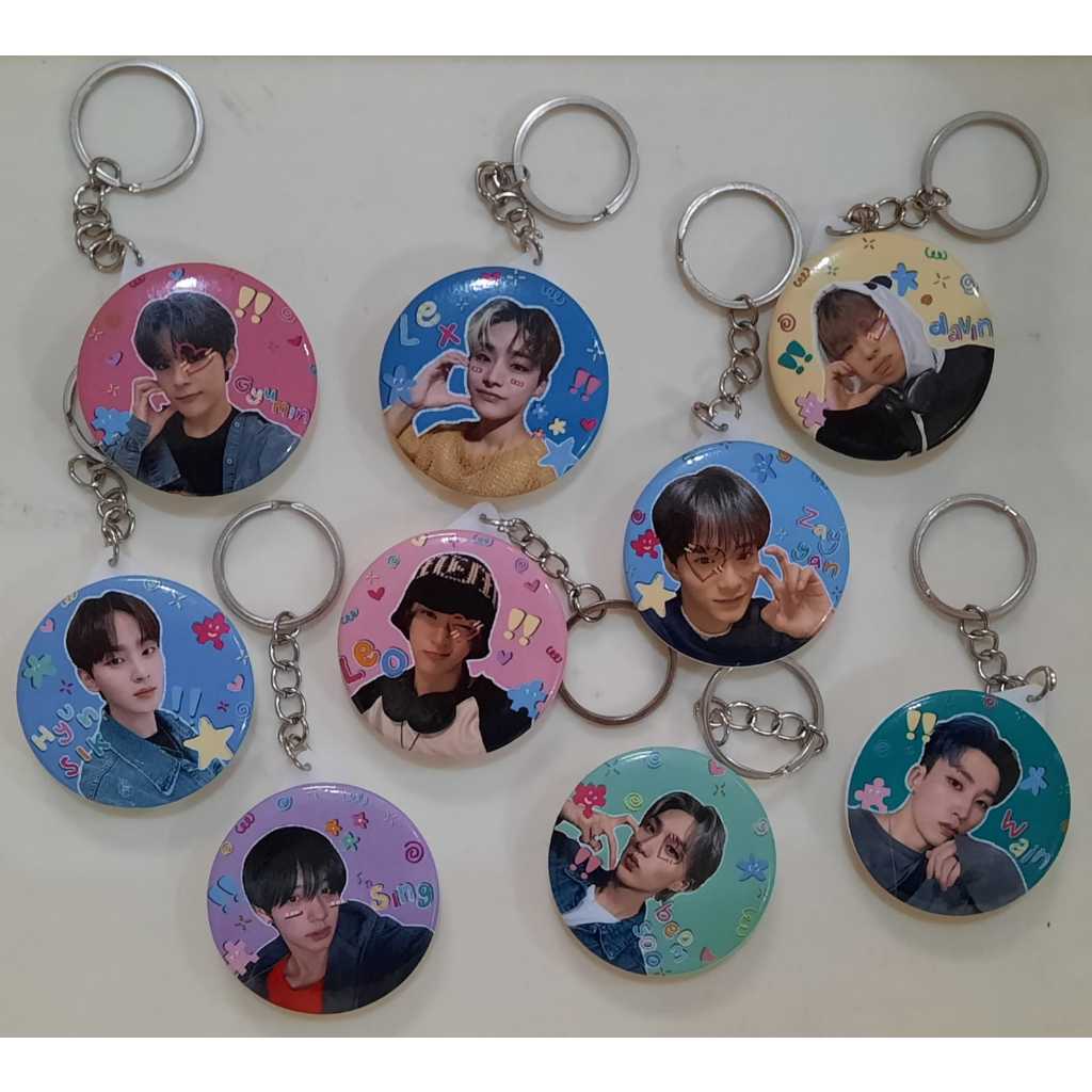 Freebies Gantungan kunci KPOP Xodiac/ Freebies Ganci murah KPOP Xodiac/bisa custom desain sendiri (s
