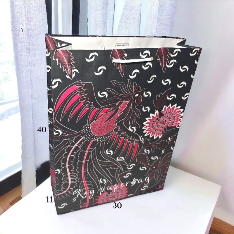 

Paper Bag Batik Besar Uk 30x40 Premium