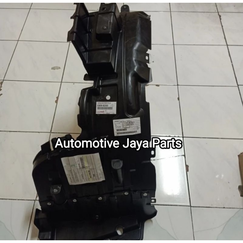 Liner Fender Liner Spakboor Avanza Veloz 2016-2018 Original Toyota