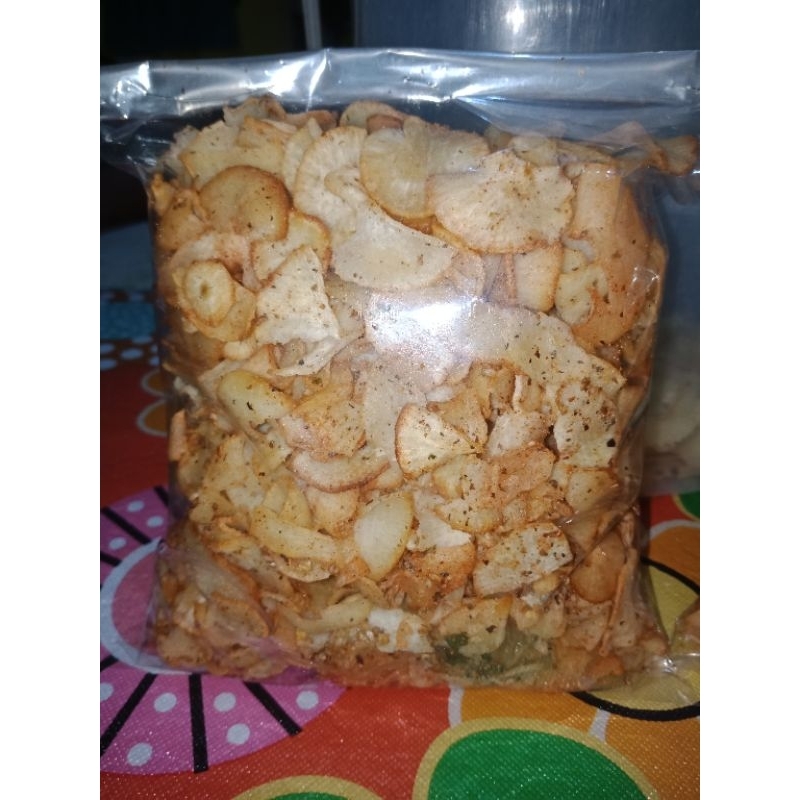 

Keripik Singkong Pedas Daun Jeruk Renyah dan Gurih 500gr