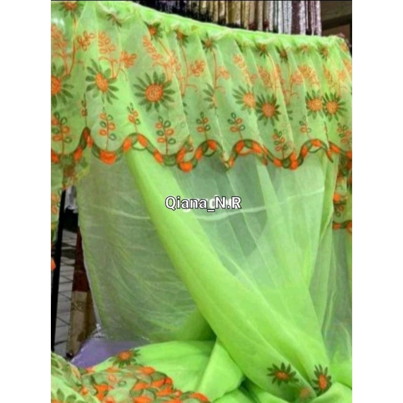 Kelambu sari india pintu 1 ukuran besar muat ranjang no. 1 bubungan kaci pintu di depan.