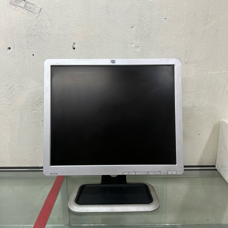 monitor lcd hp L1710 kotak