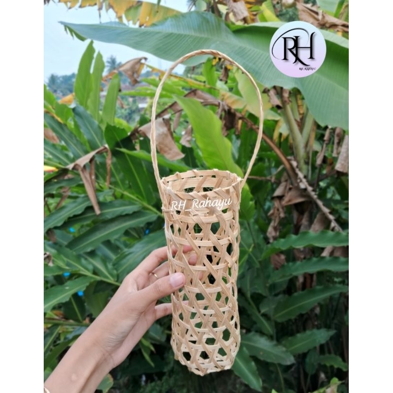 

Anyaman botol marjan