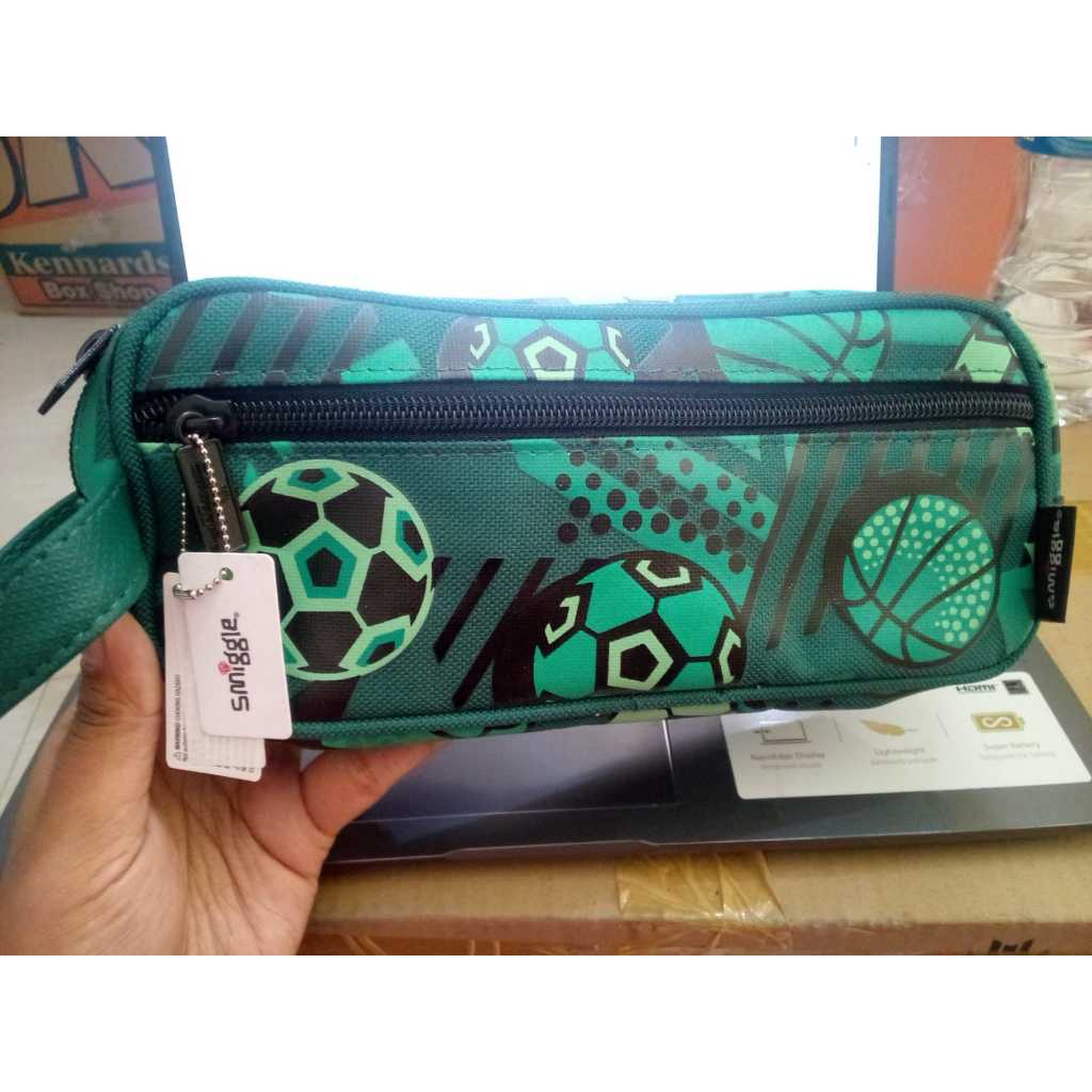 

SMIGGLE PENSILCASE 3IN1 - BOLA BASKET