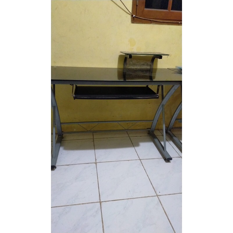 Meja kerja atau belajar kaca steinless