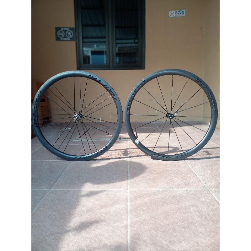 Wheelset Velg Sepeda Roadbike Rujixu Carbon Rim Brake 700c 50mm 38mm Ringan Aero Wheelset Ringan