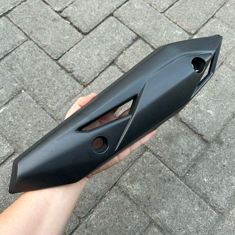 Tutup knalpot / Cover Tameng Kenalpot Honda Beat F1-Street,2016-2019