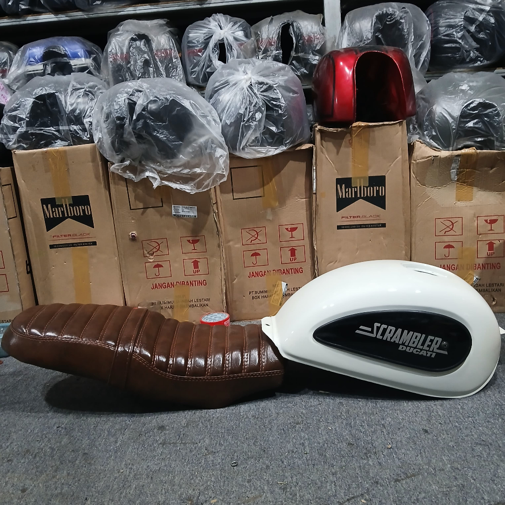 TANGKI DAN JOK CBR CB150R CUSTOM