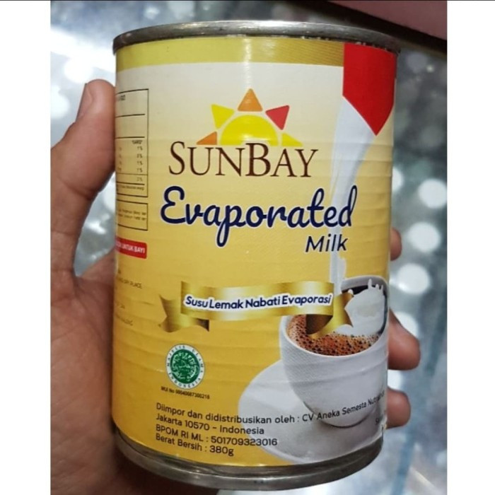 

SUSU SUNBAY EVAPORASI 1 KALENG 480 ML / 3 SAPI / MILK BARN