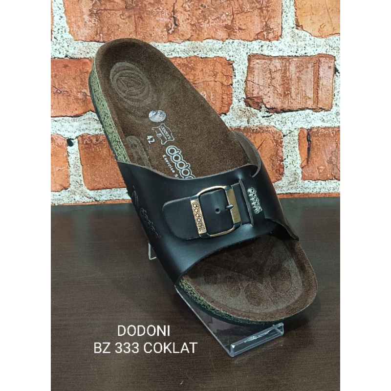 sandal pria , sandal cowok , sandal sorong  bahan kulit asli brand DODONI
