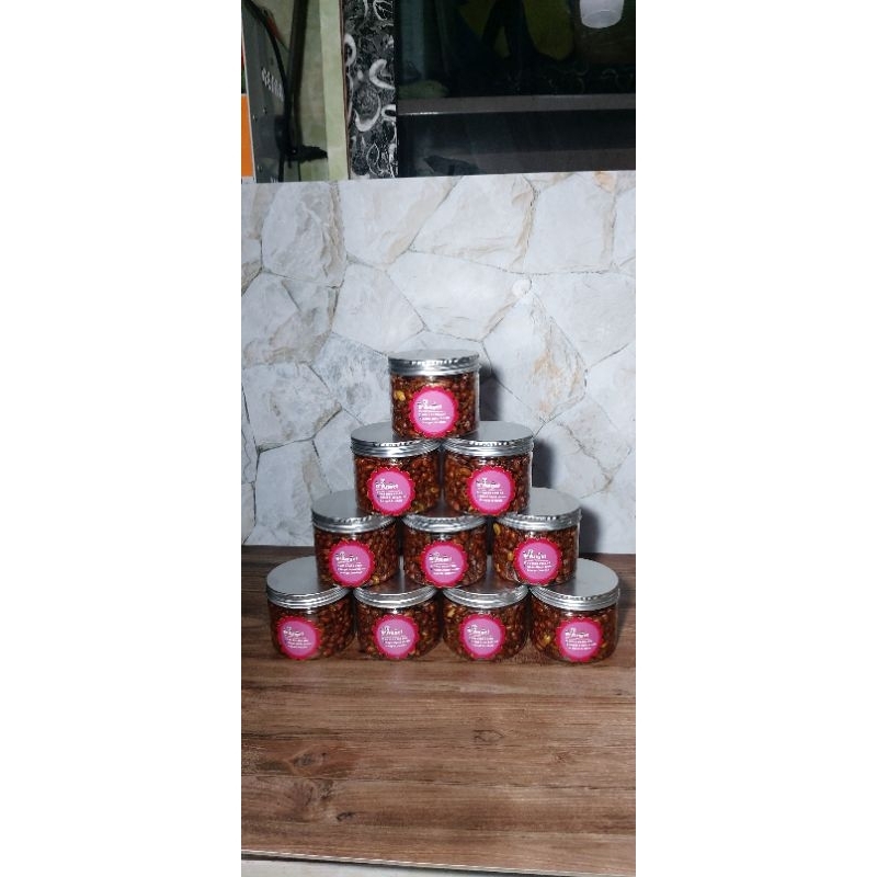 

SambalkacangTeriBelah