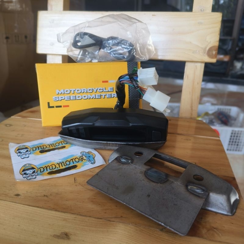 SPIDOMETER KTM DIGITAL SET PANGKON MERK MOS