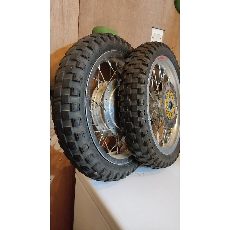 Velg 14 Yamaha XRide 125 Lebar 250 215 R14 Ban Trail X Ride V Rossi AL 2nd Second Bekas