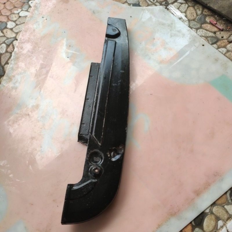 katengkas/ cover rantai atas Yamaha alfa