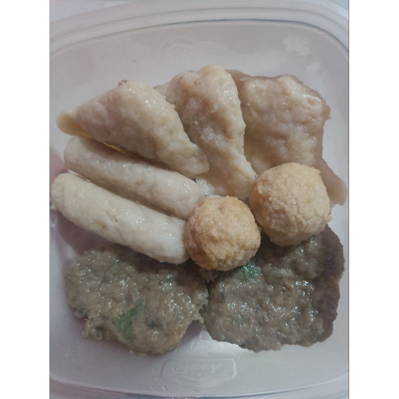 

Pempek Ikan Premium Campur