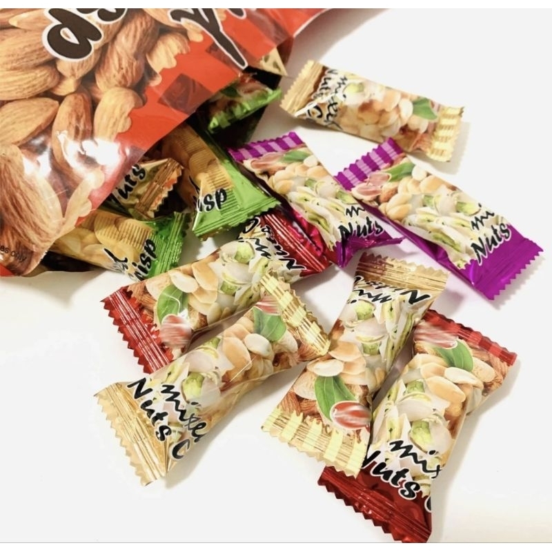 

RB NARAYA Mixed Nuts Crisp Tingting Kacang Permen Kacang Panggang 400gr