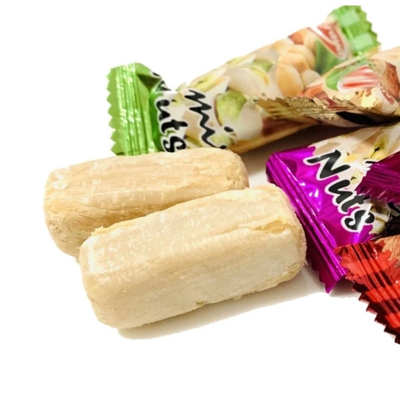 

RB NARAYA Mixed Nuts Crisp Tingting Kacang Permen Kacang Panggang 400gr