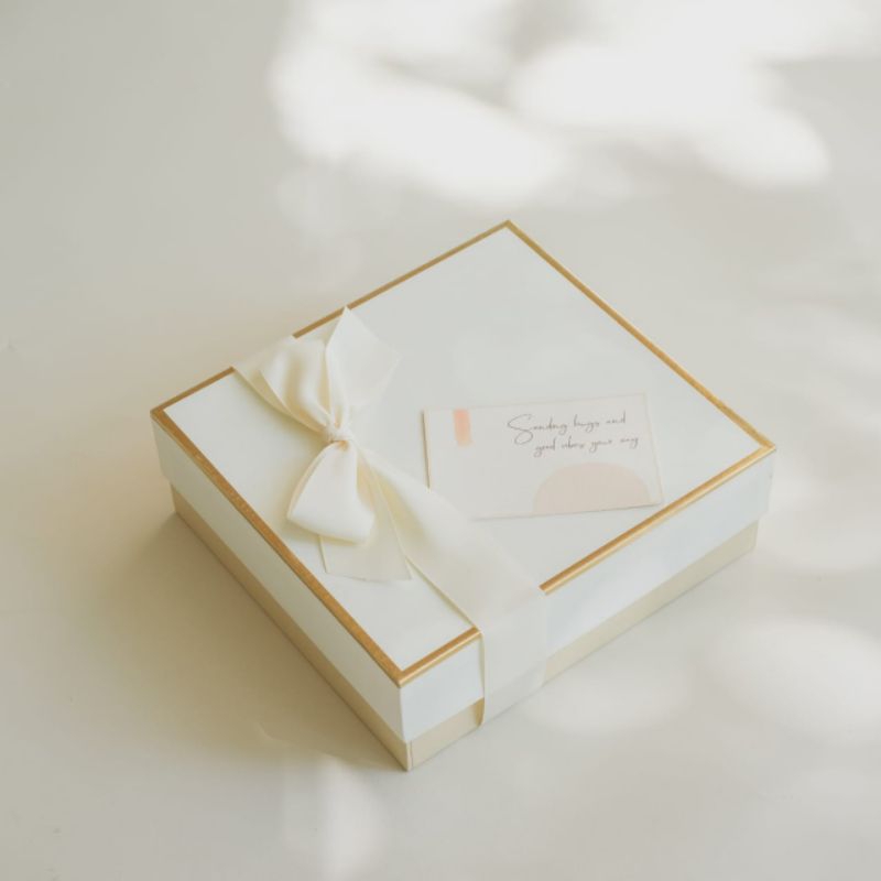 

Gift Box | Kotak Hadiah Kado