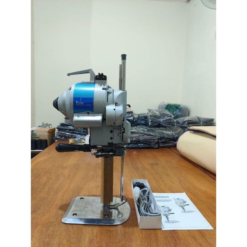 Mesin Potong Bahan Kain Tegak 10" KM AUV