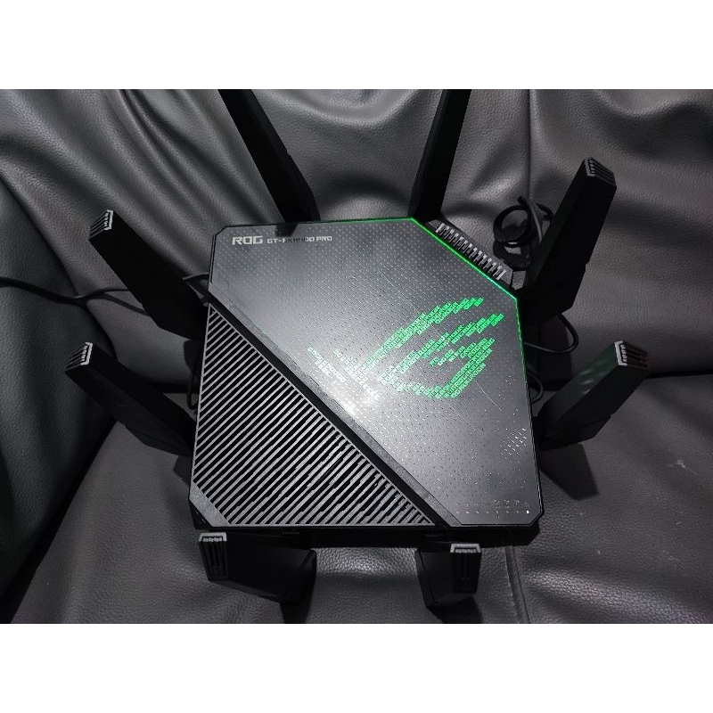 Asus ROG Rapture GT-AX11000 Pro WiFi 6 Tri band Gaming Router - Bekas