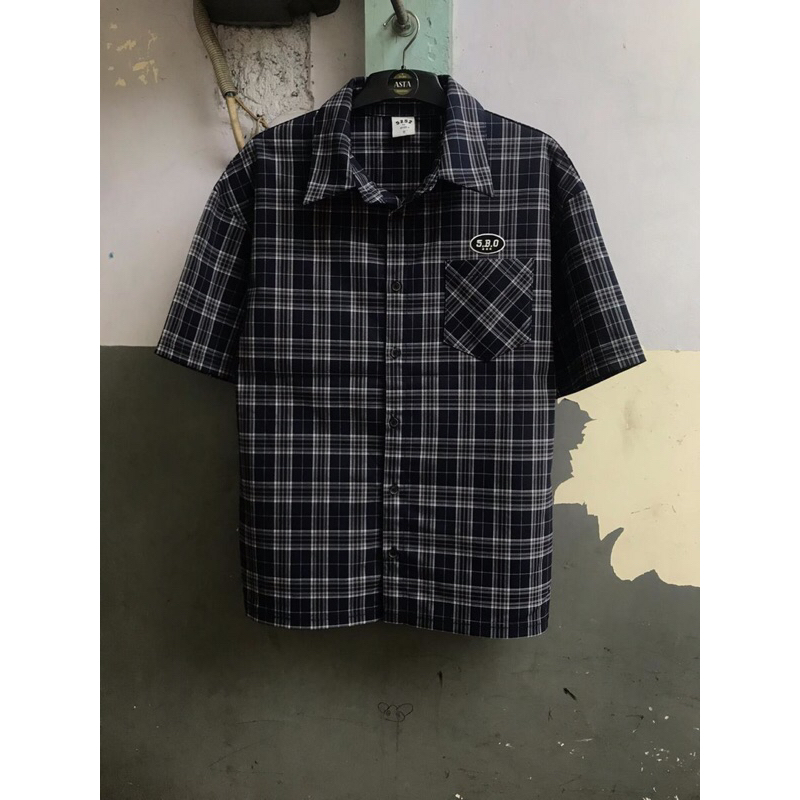 kemeja oioi size M preloved