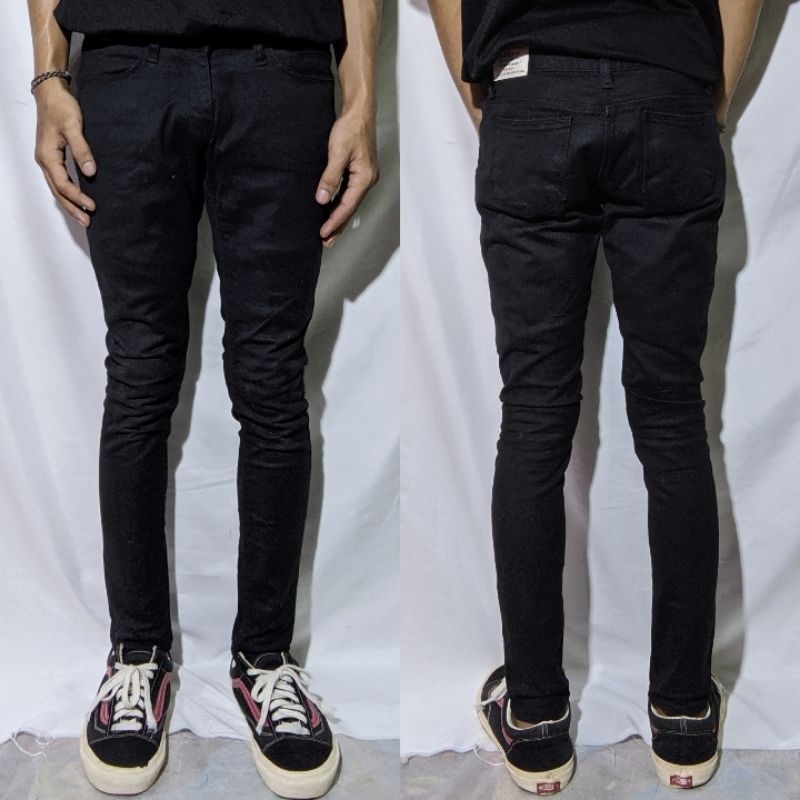 Size 27 Celana Panjang Longpants Jeans Aura Hitam Skinny Fit  Second Preloved #CJ382
