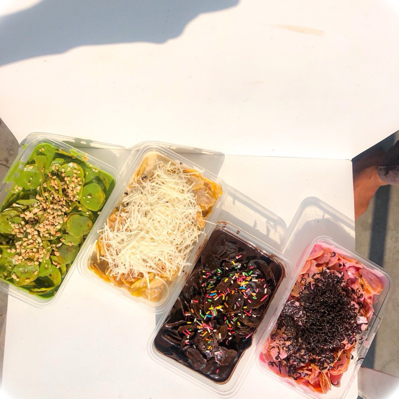 

Keripik Pisang Coklat Lumer Renyah Cemilan Manis Snack Kekinian Oleh-Oleh