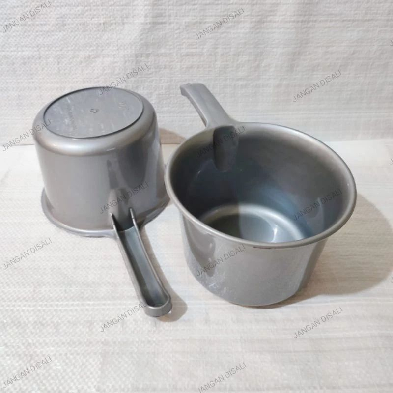 Gayung bulat silver / gayung mandi / gayung jumbo / gayung bulat plastik