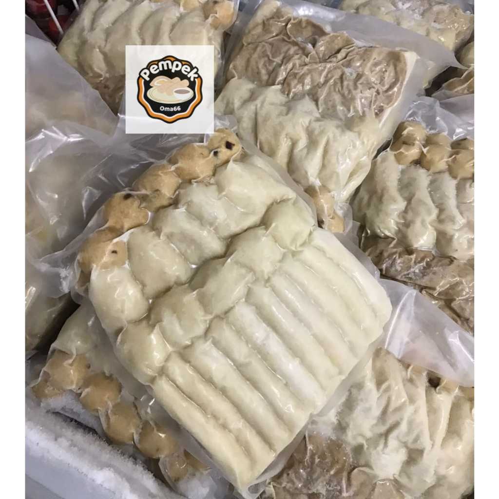 

Pempek isi 50 + Cuka 250ml Pempek Oma66 Premium Khas Palembang Ikan Tenggiri Segar + Cuko Pempek