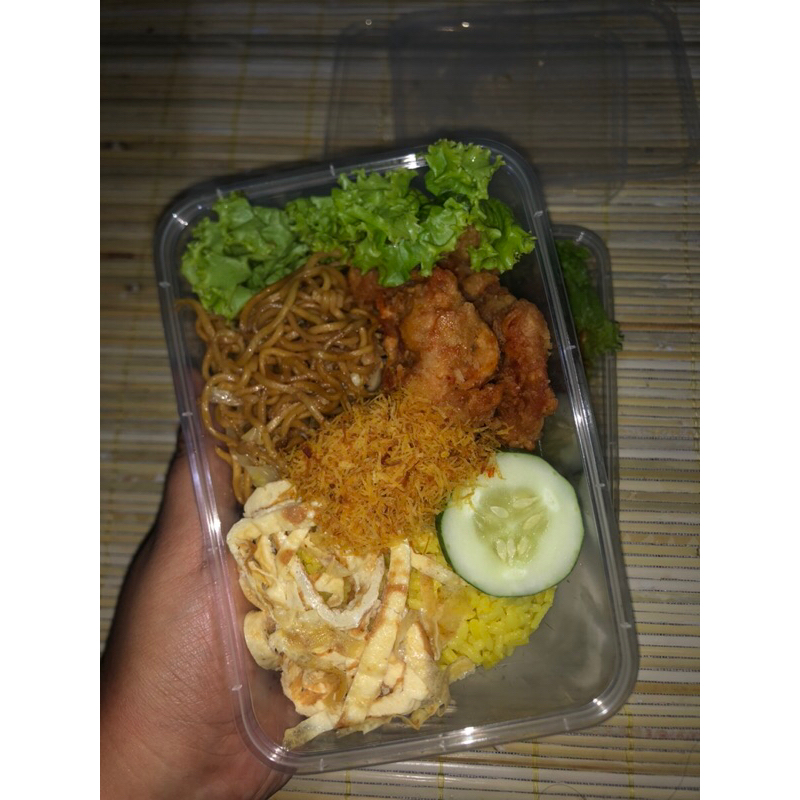 

Nasi Kuning Premium