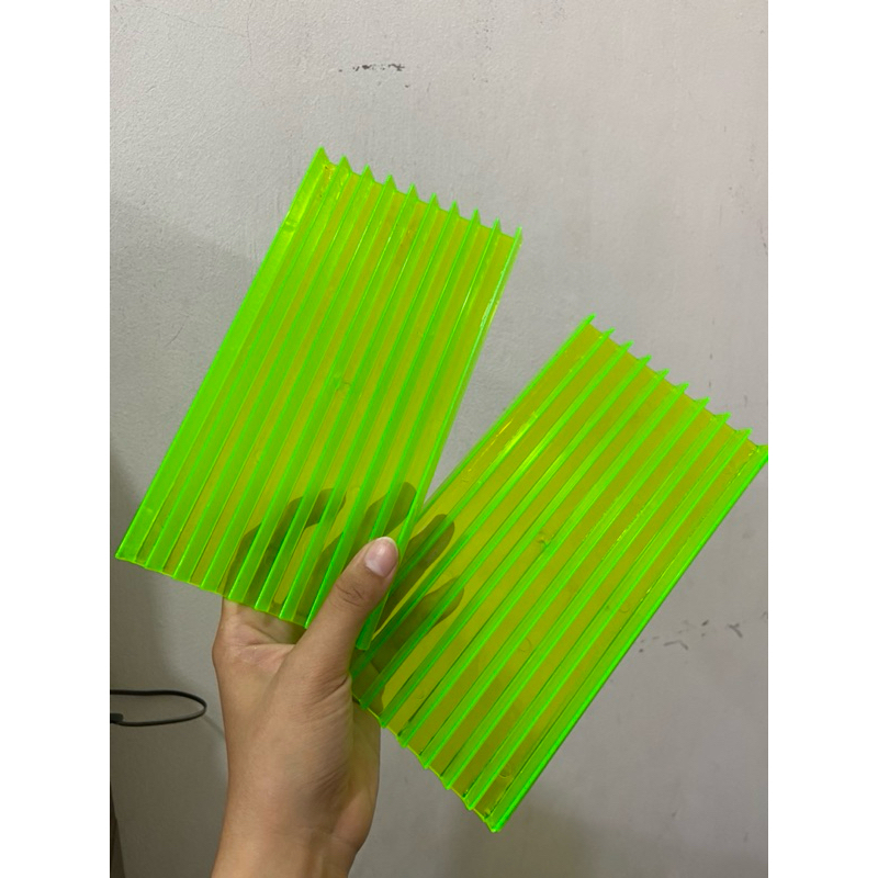 TATAKAN KARTU PERDANA DAN VOUCHER RAK AKRILIK 9 TINGKAT