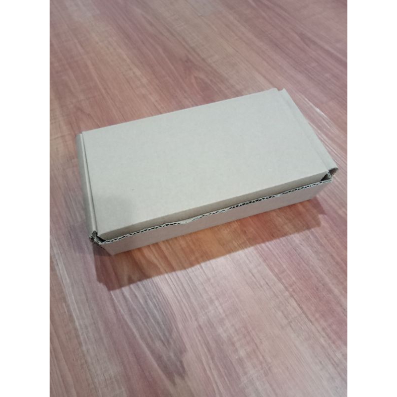 

BUKAN PACK tambahan - Box Kardus dus ukuran 22*12*5cm