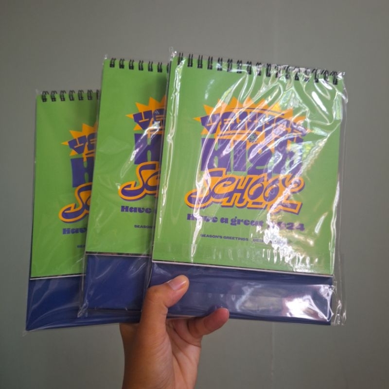 

OFFICIAL Kalender 2024 Season's Greetings VANNER